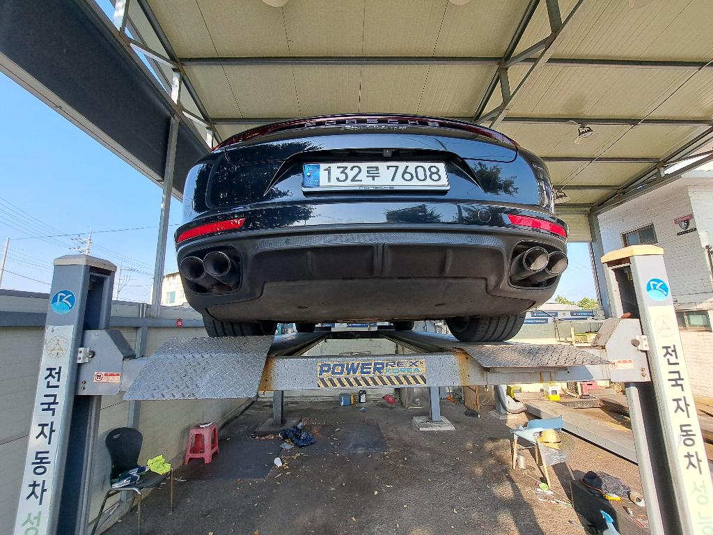 Porsche Panamera 2021 — inspection photo 2