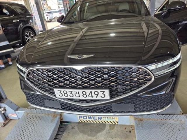 Genesis G90 2022 — inspection photo 1