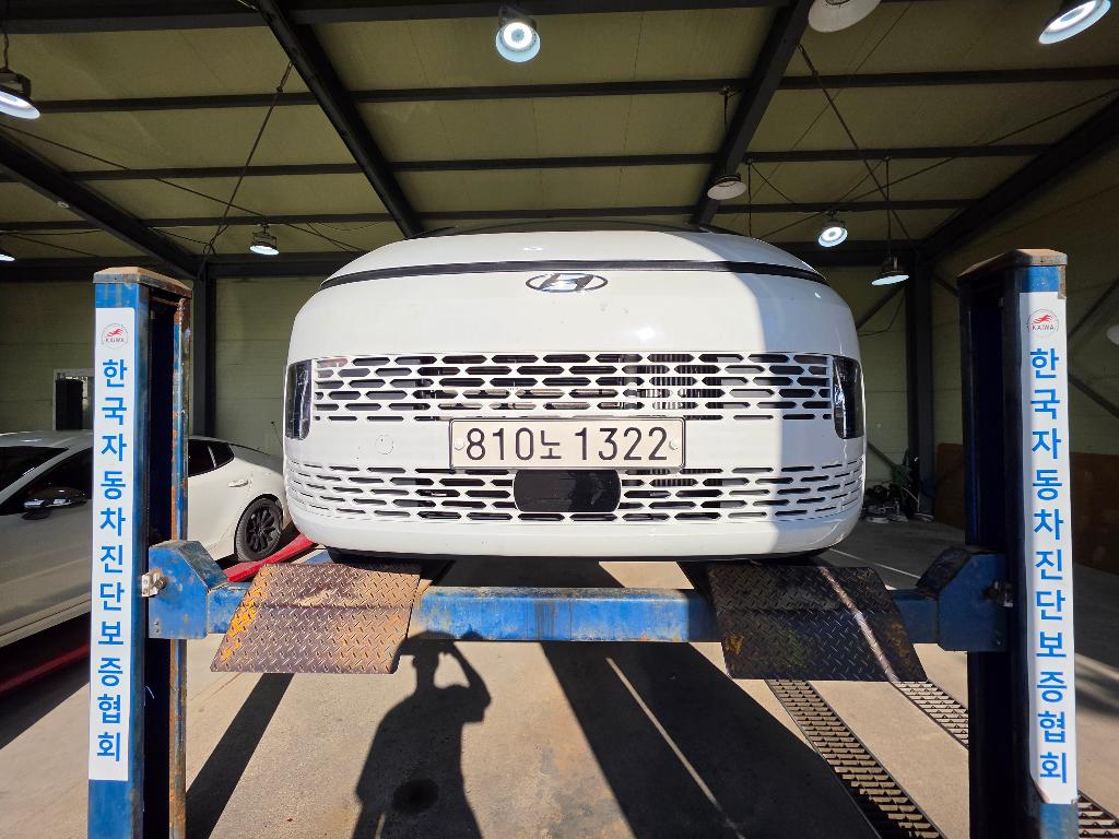 Hyundai Staria 2023 — inspection photo 1