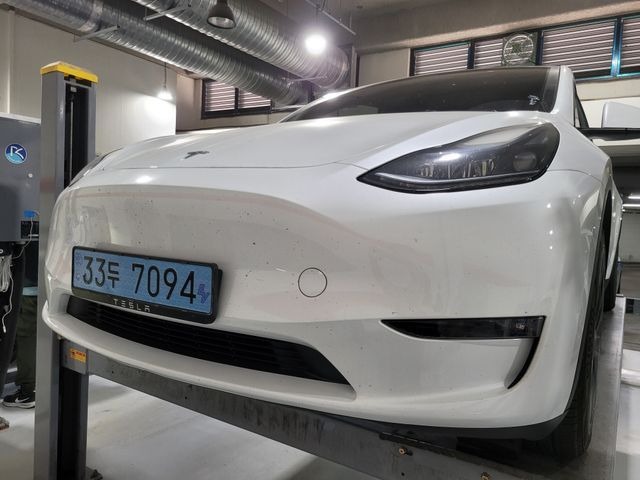 Tesla Model Y 2024 — inspection photo 1