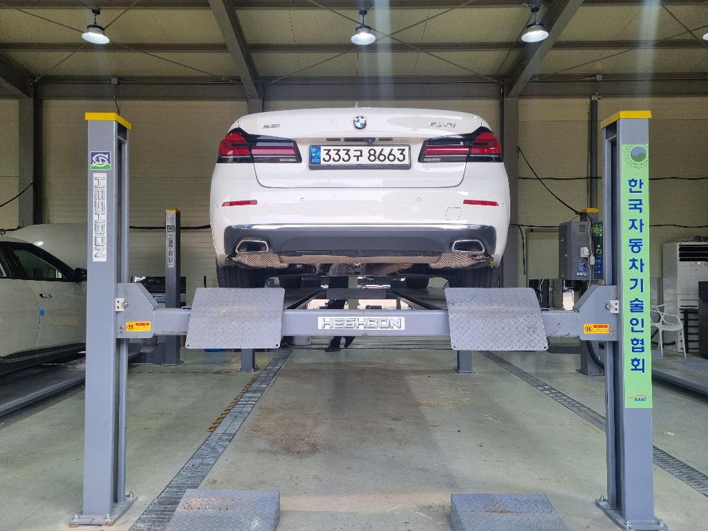 BMW 5-Series 2021 — inspection photo 2