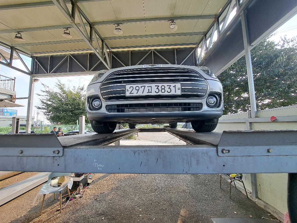 Mini Clubman 2021 — inspection photo 1