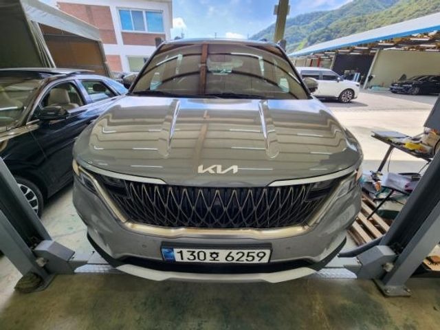 Kia Canival 2023 — inspection photo 1