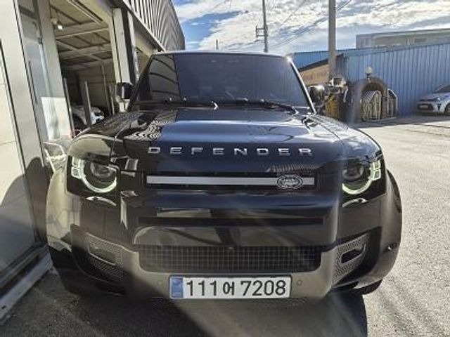 Land Rover Defender 2025 — inspection photo 1