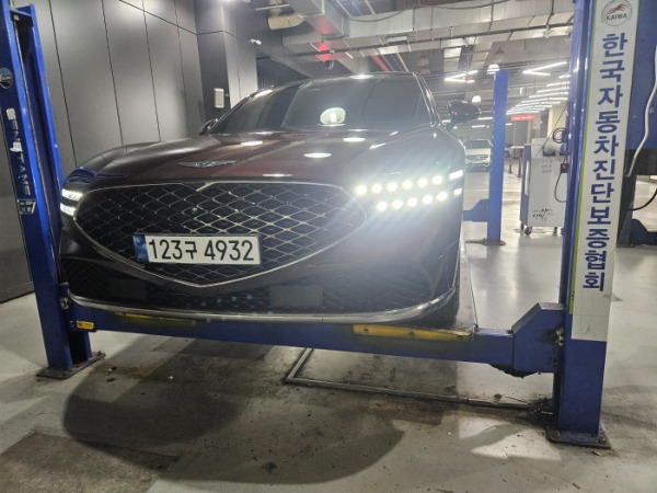 Genesis G90 2022 — inspection photo 1