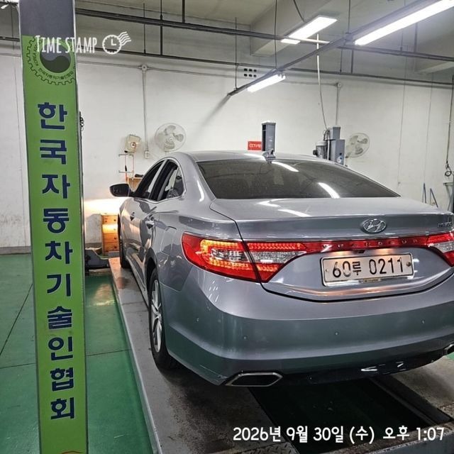 Hyundai Grandeur 2017 — inspection photo 2