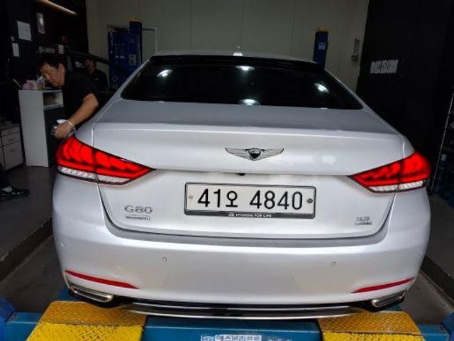 Hyundai Genesis 2015 — inspection photo 2