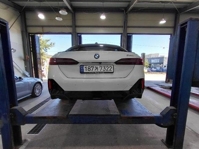 BMW 5-Series 2025 — inspection photo 2