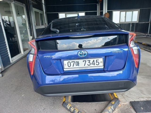 Toyota Prius 2018 — inspection photo 2