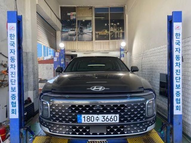 Hyundai Grandeur 2026 — inspection photo 1