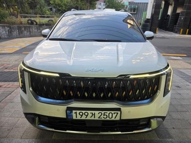 Kia Canival 2025 — inspection photo 1