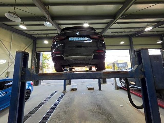 BMW iX3 2022 — inspection photo 2