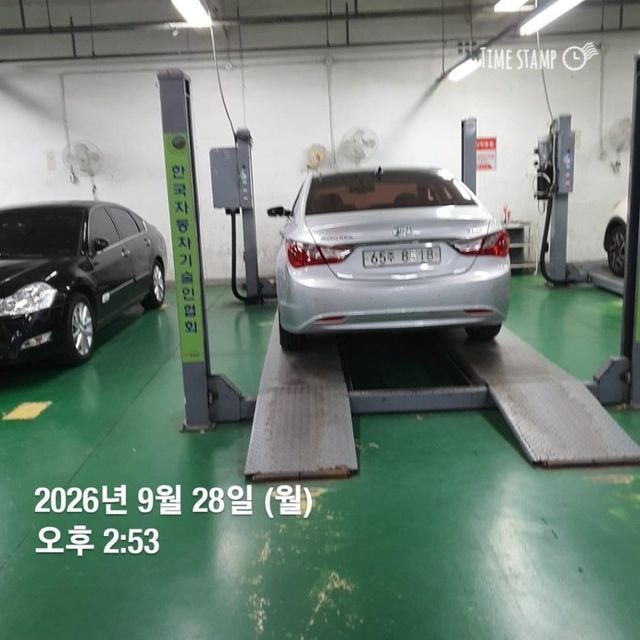 Hyundai Sonata 2010 — inspection photo 2