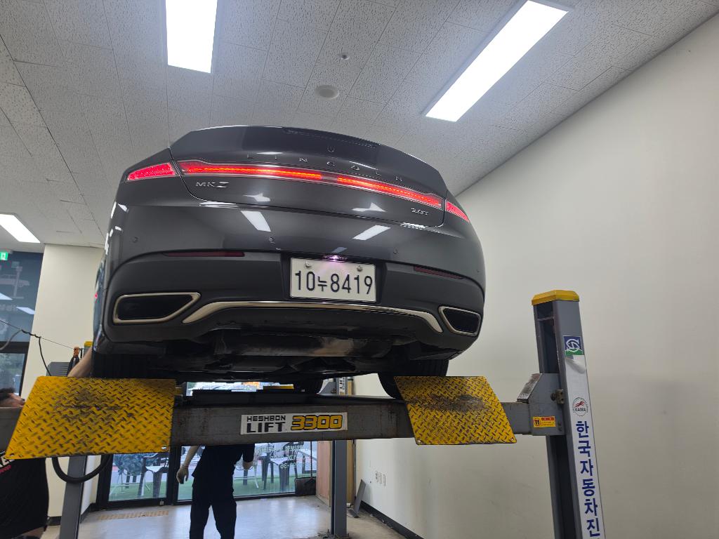 Lincoln MKZ 2020 — inspection photo 2