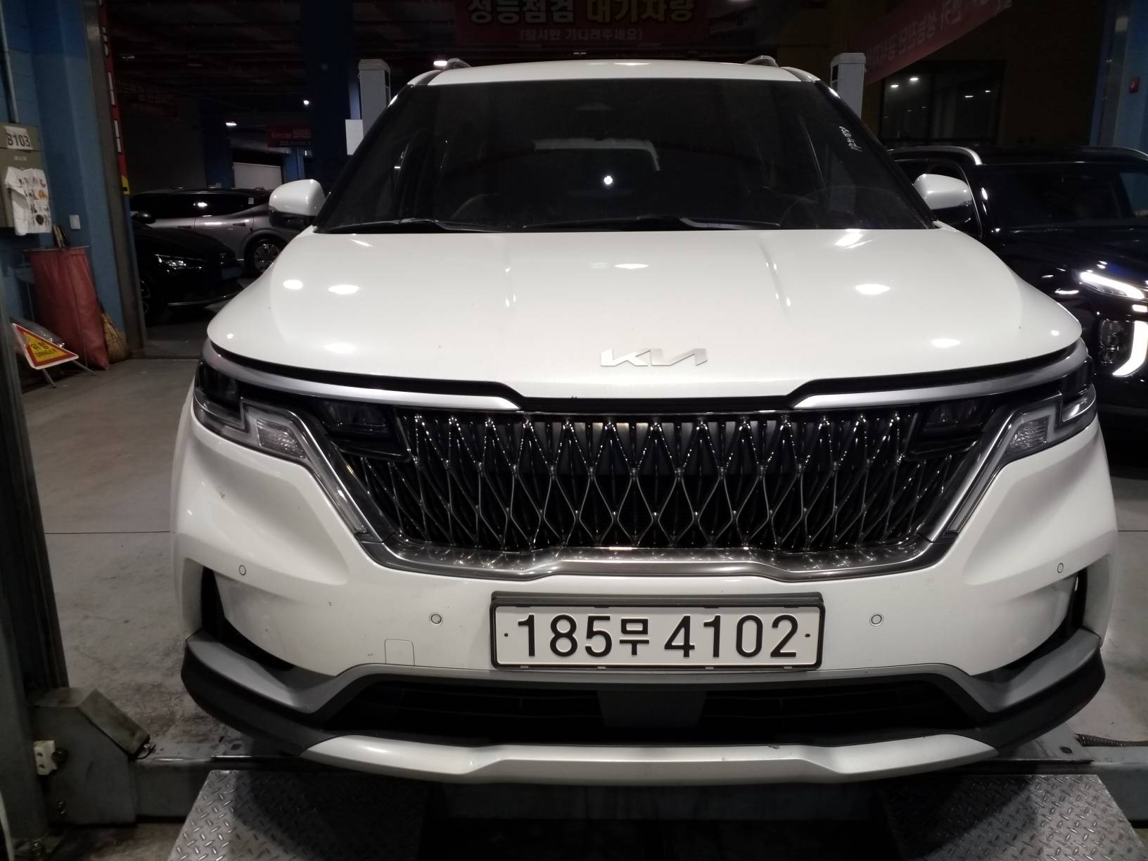 Kia Canival 2023 — inspection photo 1