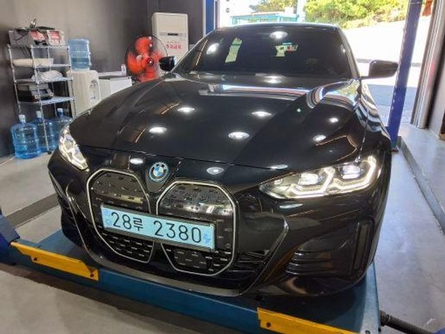 BMW i4 2023 — inspection photo 1