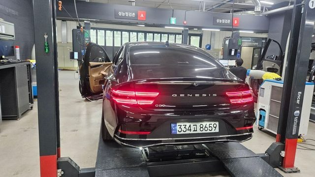Genesis G80 2026 — inspection photo 2