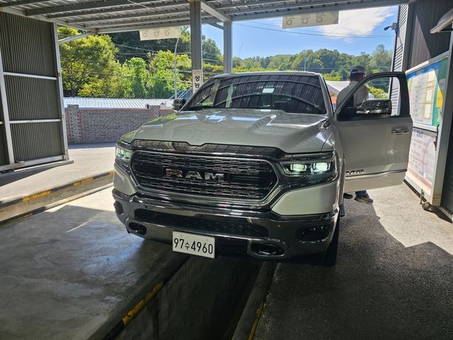 Dodge Ram Pick Up 2020 — inspection photo 1