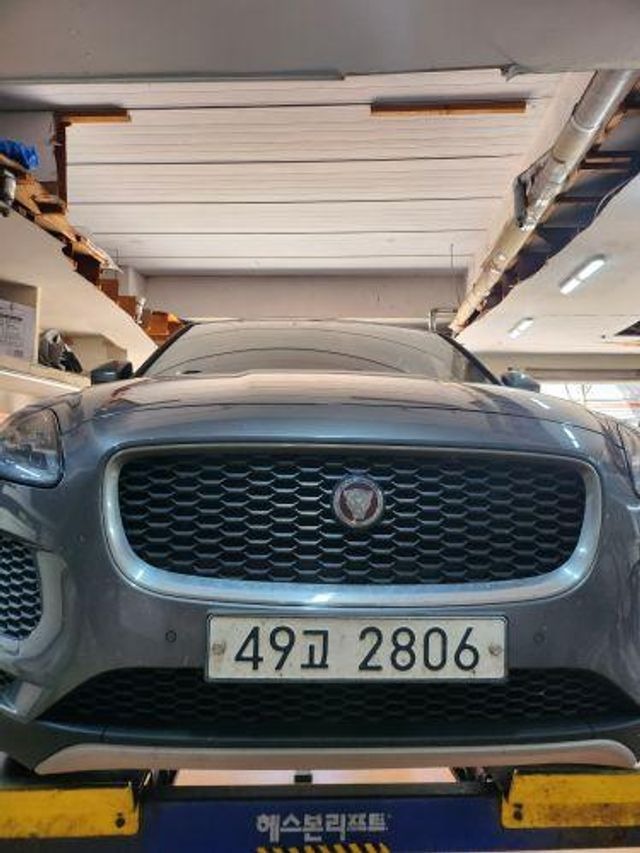 Jaguar E-PACE 2018 — inspection photo 1