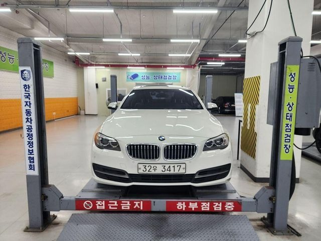 BMW 5-Series 2015 — inspection photo 1