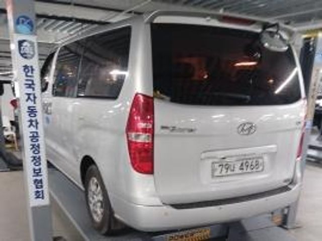 Hyundai Starex 2010 — inspection photo 2
