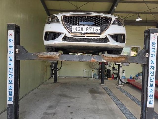 Genesis G80 2018 — inspection photo 1