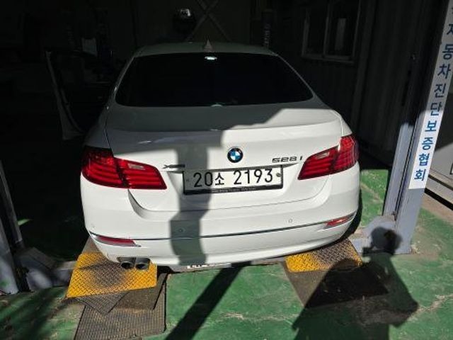 BMW 5-Series 2015 — inspection photo 2