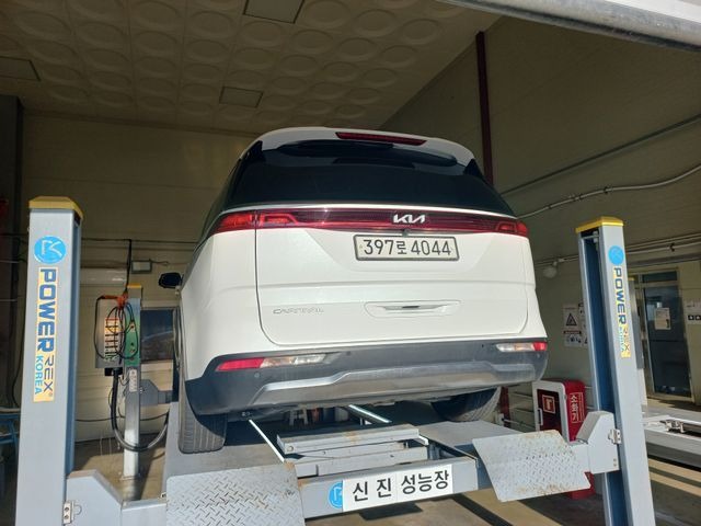 Kia Canival 2023 — inspection photo 2