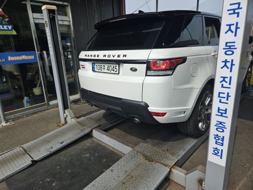 Land Rover Range Rover Sport 2017 — inspection photo 2