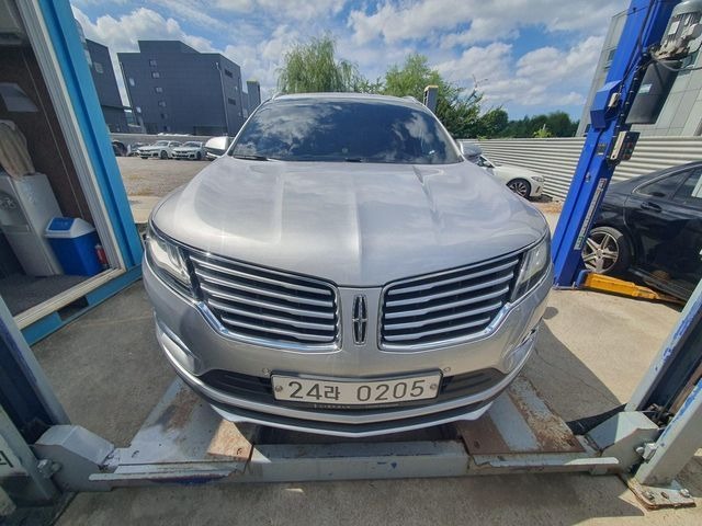 Lincoln MKC 2017 — inspection photo 1