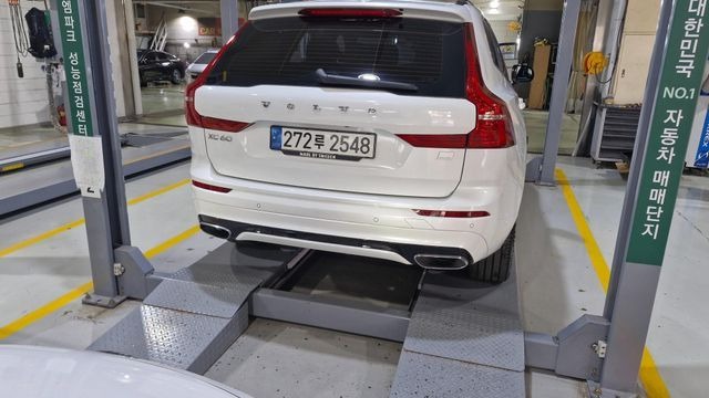 Volvo XC60 2021 — inspection photo 2