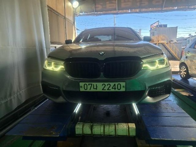 BMW 5-Series 2018 — inspection photo 1