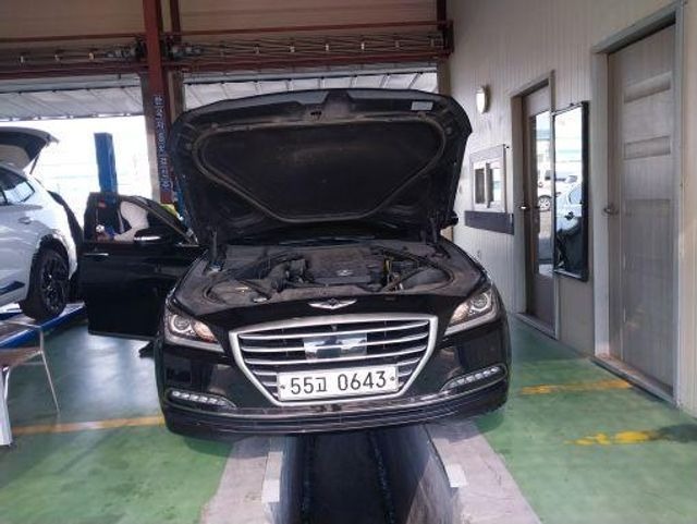 Hyundai Genesis 2016 — inspection photo 1