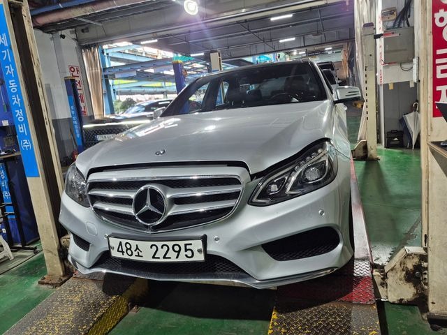 Mercedes-Benz E-Class 2015 — inspection photo 1