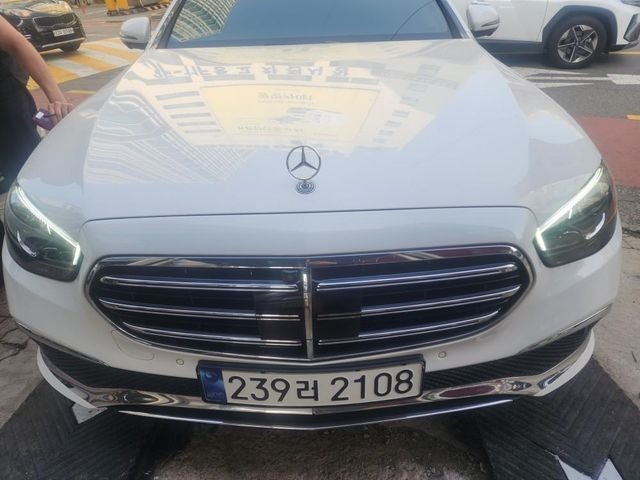 Mercedes-Benz E-Class 2023 — inspection photo 1