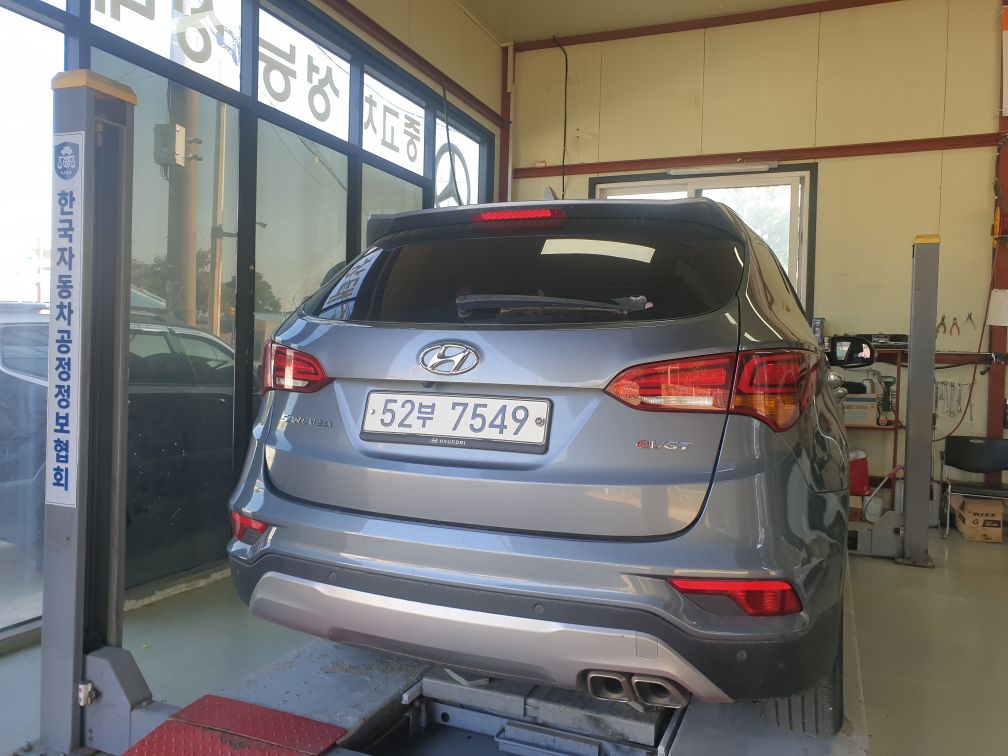 Hyundai Santafe 2017 — inspection photo 2