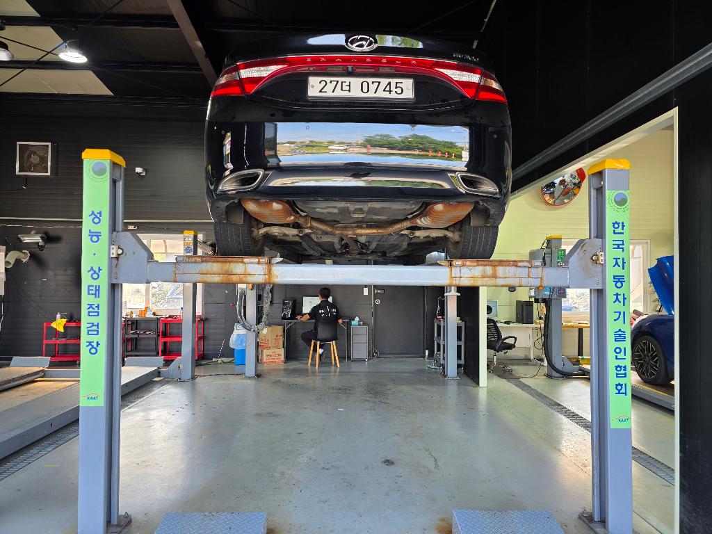 Hyundai Grandeur 2014 — inspection photo 2