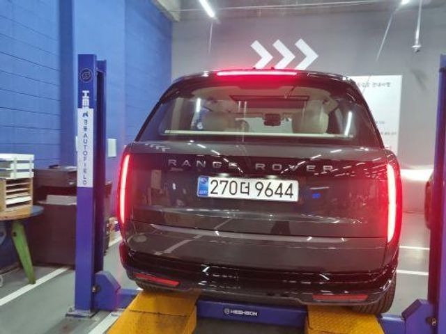 Land Rover Range Rover 2026 — inspection photo 2