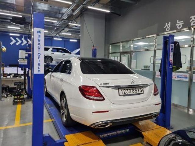Mercedes-Benz E-Class 2019 — inspection photo 2