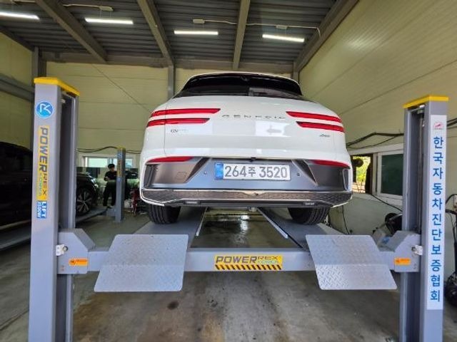 Genesis GV70 2025 — inspection photo 2
