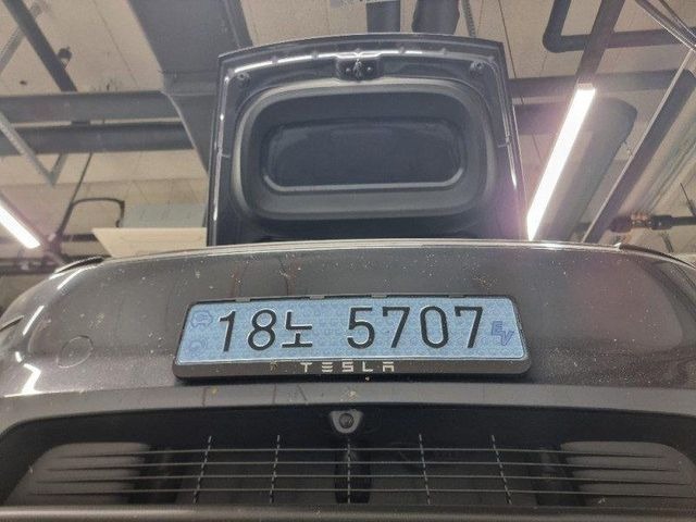Tesla Model Y 2026 — inspection photo 1