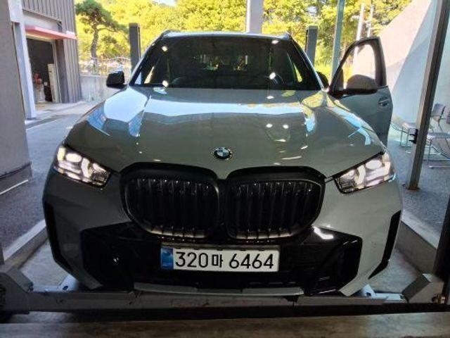 BMW X5 2026 — inspection photo 1