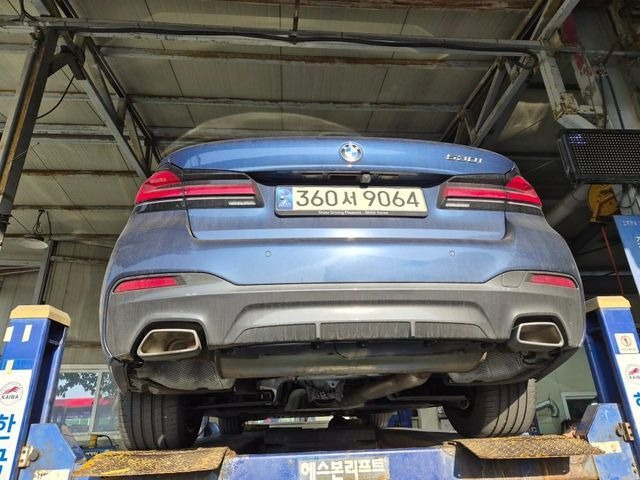 BMW 5-Series 2021 — inspection photo 2