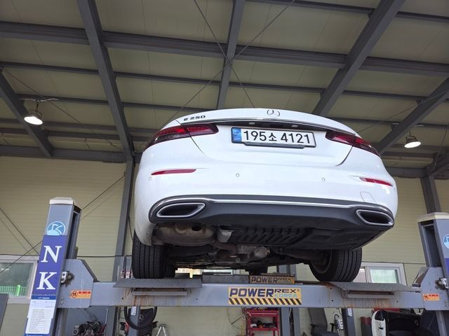 Mercedes-Benz E-Class 2022 — inspection photo 2
