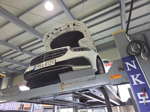 Mercedes-Benz E-Class 2022 — inspection photo 1