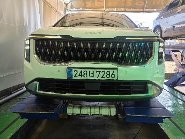 Kia Canival 2025 — inspection photo 1