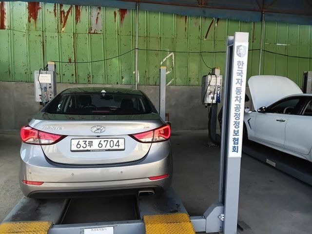 Hyundai AVANTE 2014 — inspection photo 2