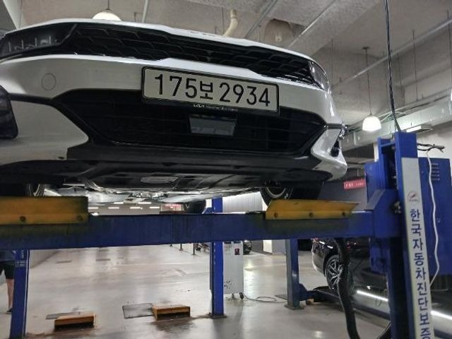 Kia K5 2023 — inspection photo 1