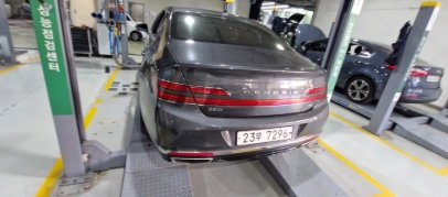 Genesis G90 2019 — inspection photo 2