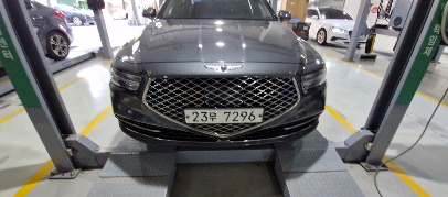 Genesis G90 2019 — inspection photo 1